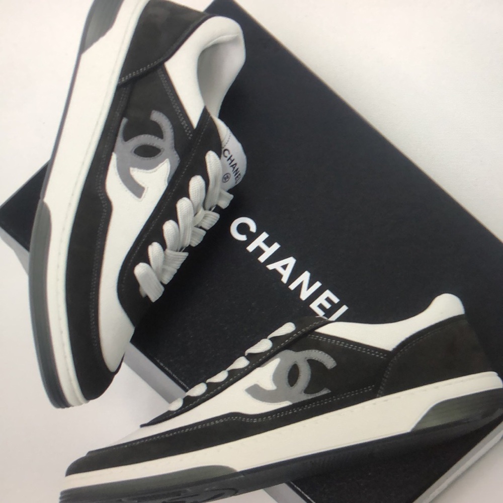 Channel Men’s Gray and White Sneakers - Picture 7 of 9